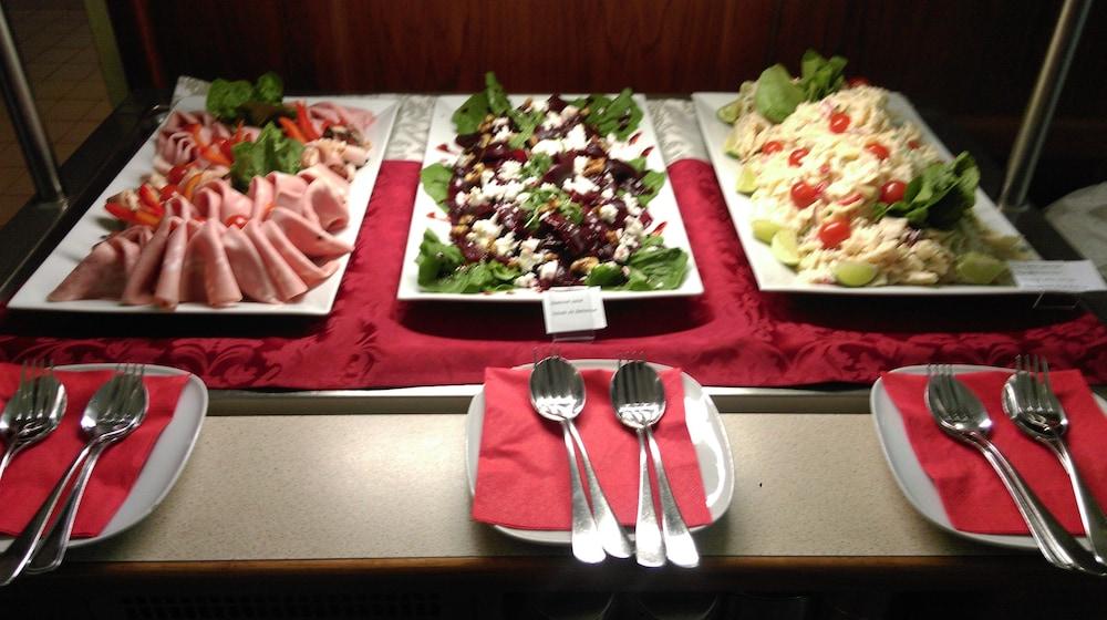 ליברץ Hotel Radnice מראה חיצוני תמונה