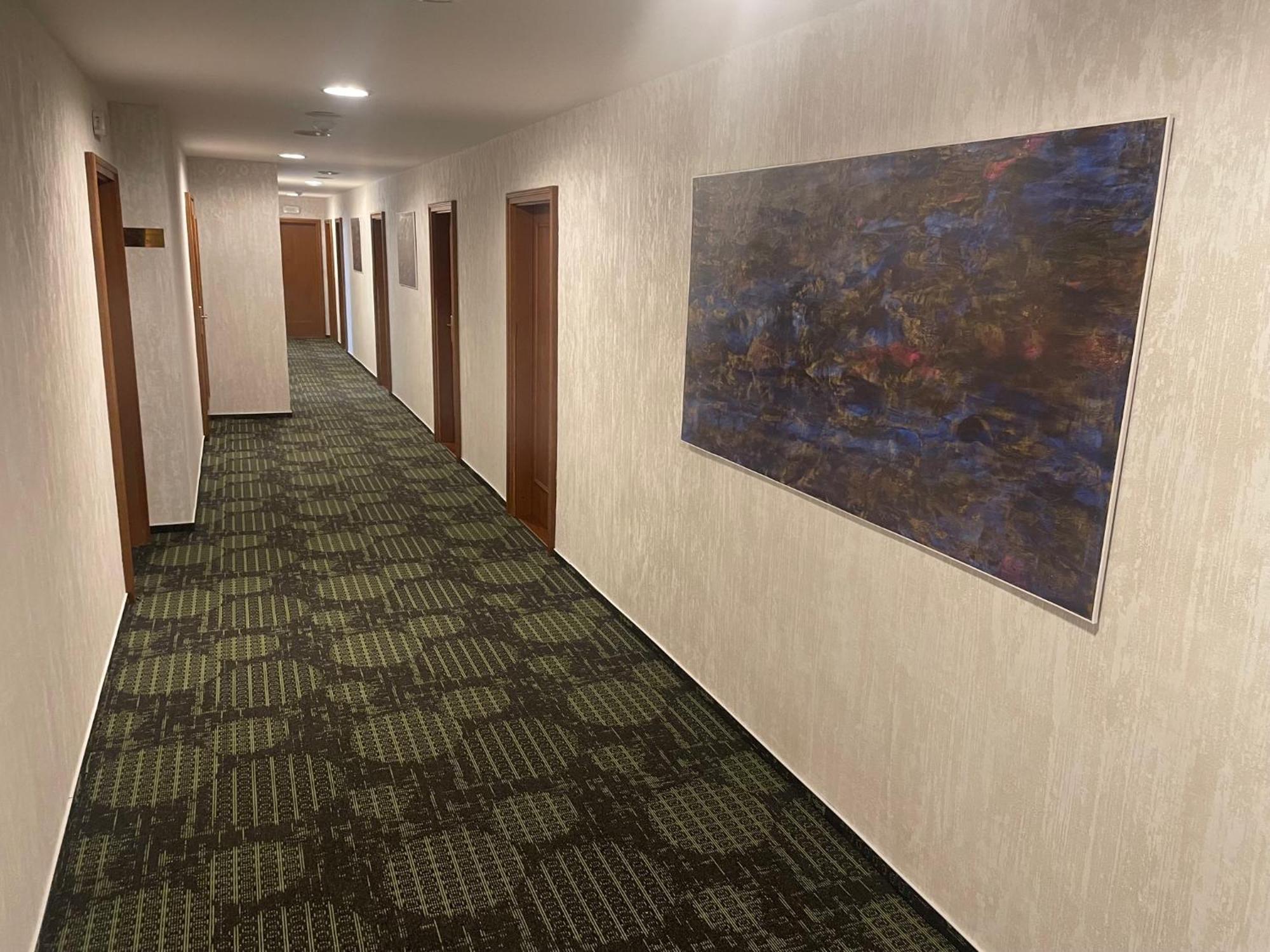 ליברץ Hotel Radnice מראה חיצוני תמונה